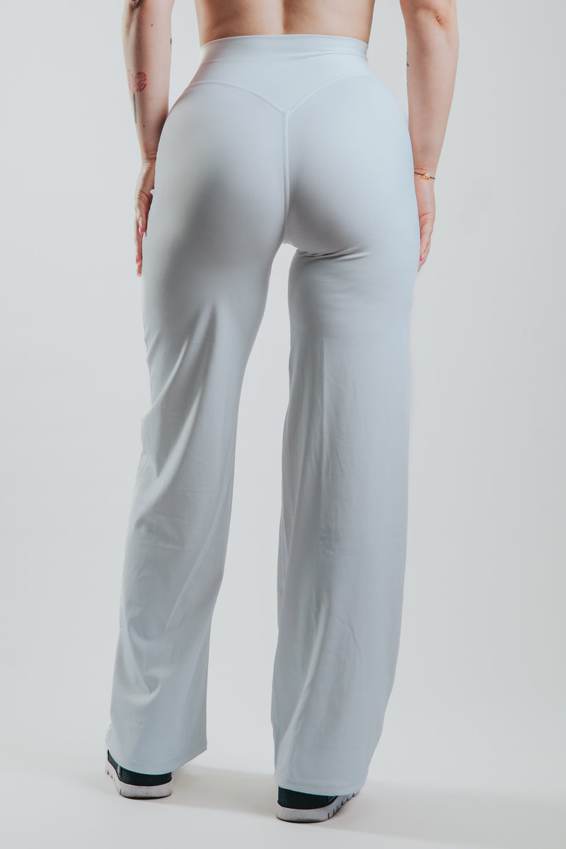 SUJETADOR HALTER ESCULPIDO