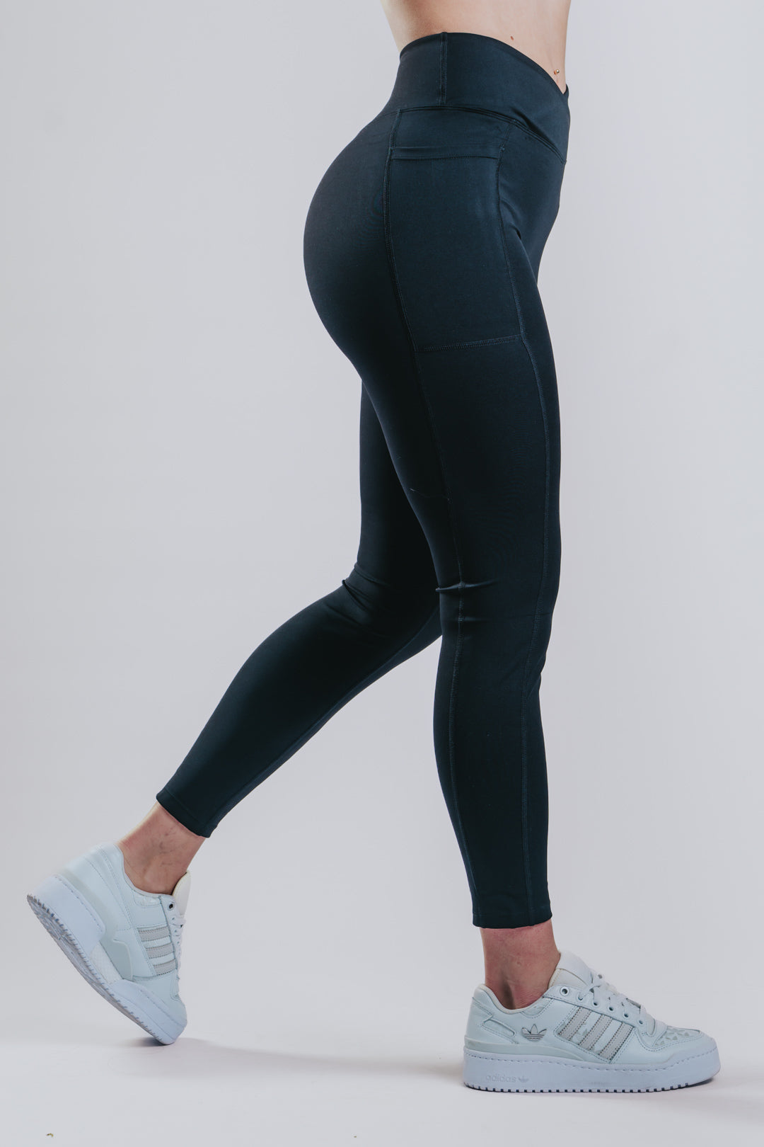 HIGH SUPPORT SPORT LEGGINGS - BLACK