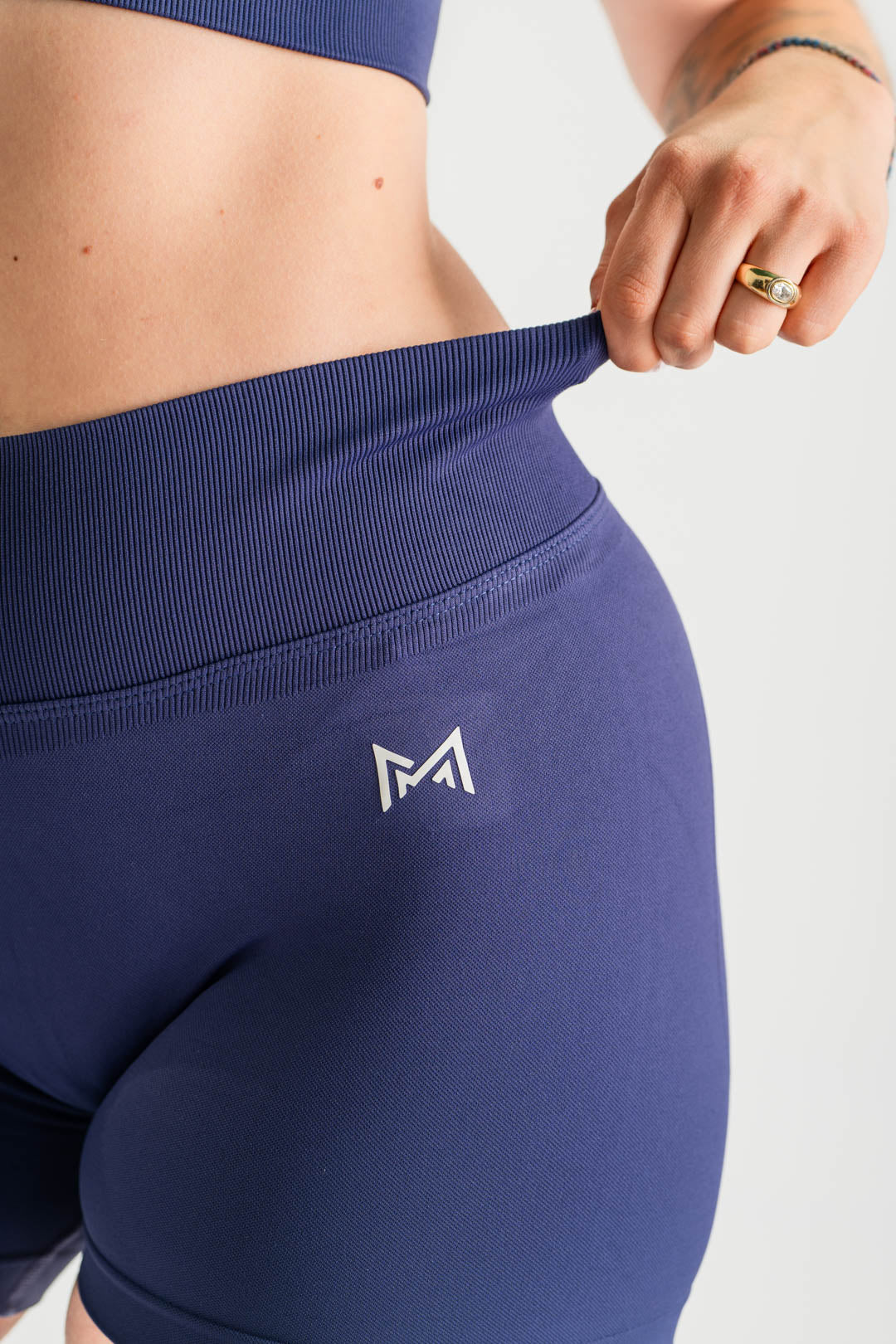 AZURE SCULPT SHORTS - Blue