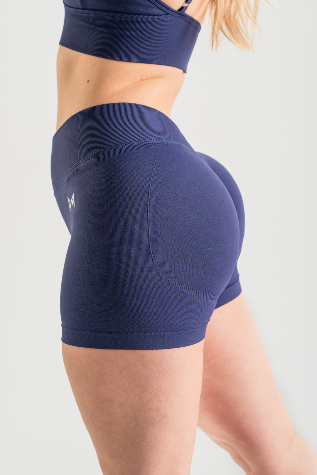 AZURE SCULPT SHORTS - Blue
