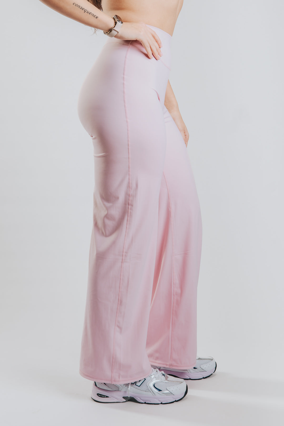 LUNA HALTER SPORT WIDE LEGGINGS - PINK