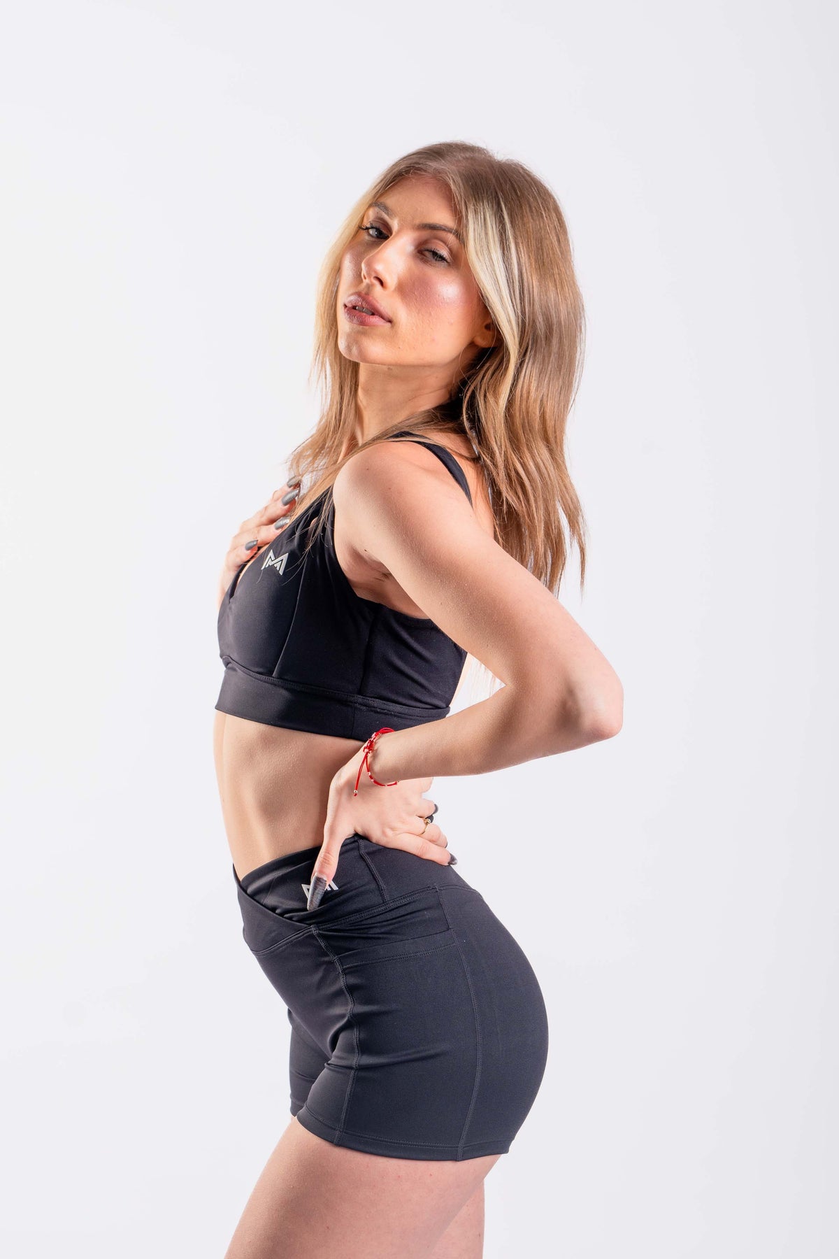 HIGH SUPPORT SPORT TOP - BLACK