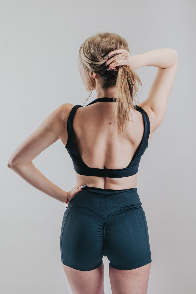 SUJETADOR HALTER ESCULPIDO