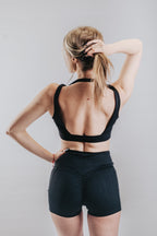 HIGH SUPPORT SPORT TOP - BLACK