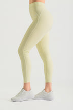Velocity Sculpt Leggings - Vanilla Cream