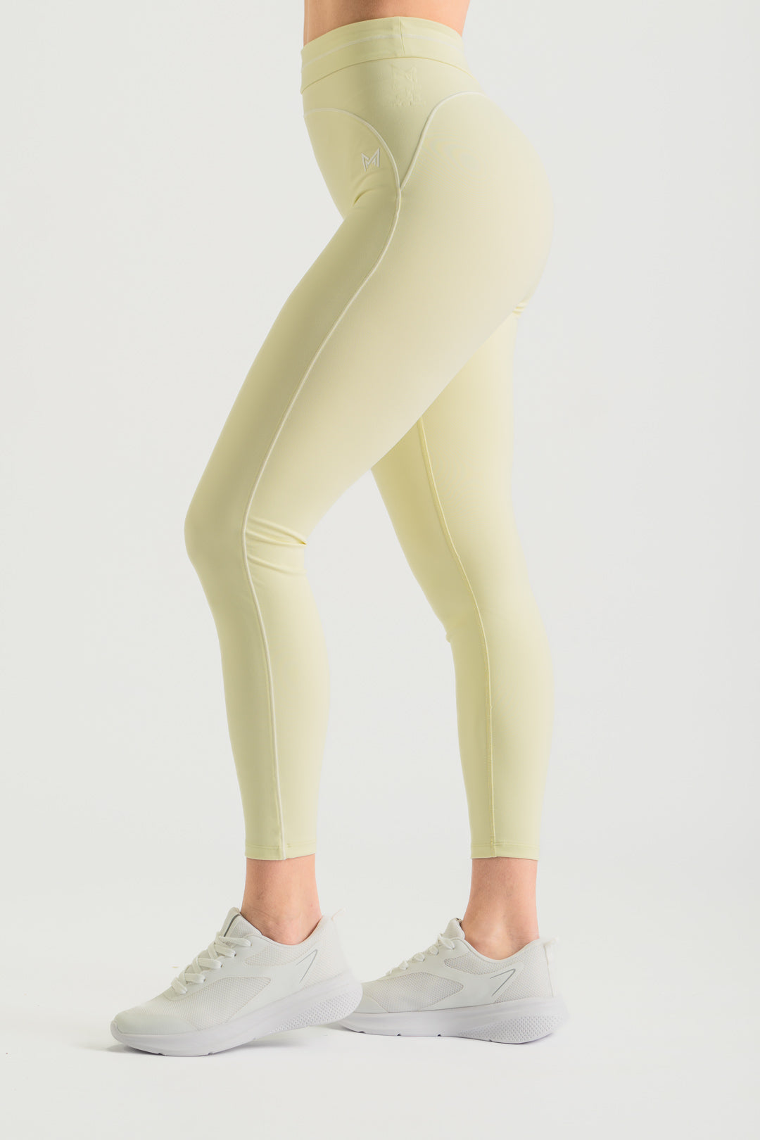 Velocity Sculpt Leggings - Vanilla Cream