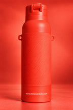 MOVE Bottle™ – Bidon Sportowy z Uchwytem na Telefon