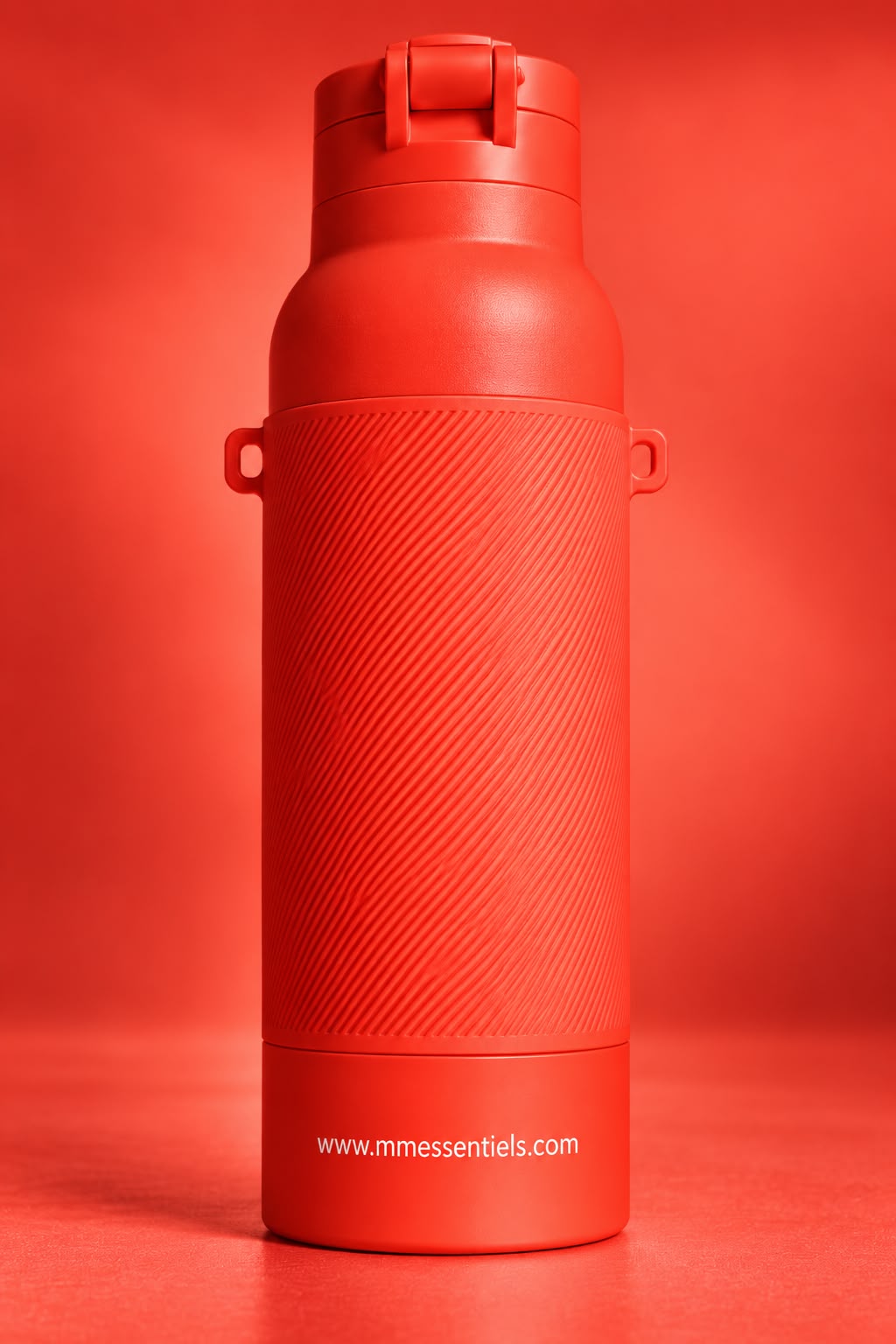 MOVE Bottle™ – Bidon Sportowy z Uchwytem na Telefon