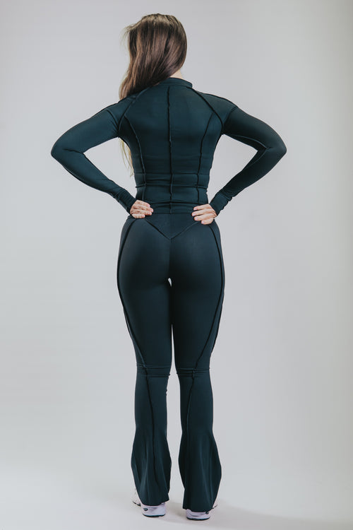 ELEVATE PERFORMANCE SET - BLACK
