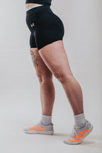 ENERGY FIT SHORTS - Black