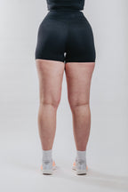 ENERGY FIT SHORTS - Black