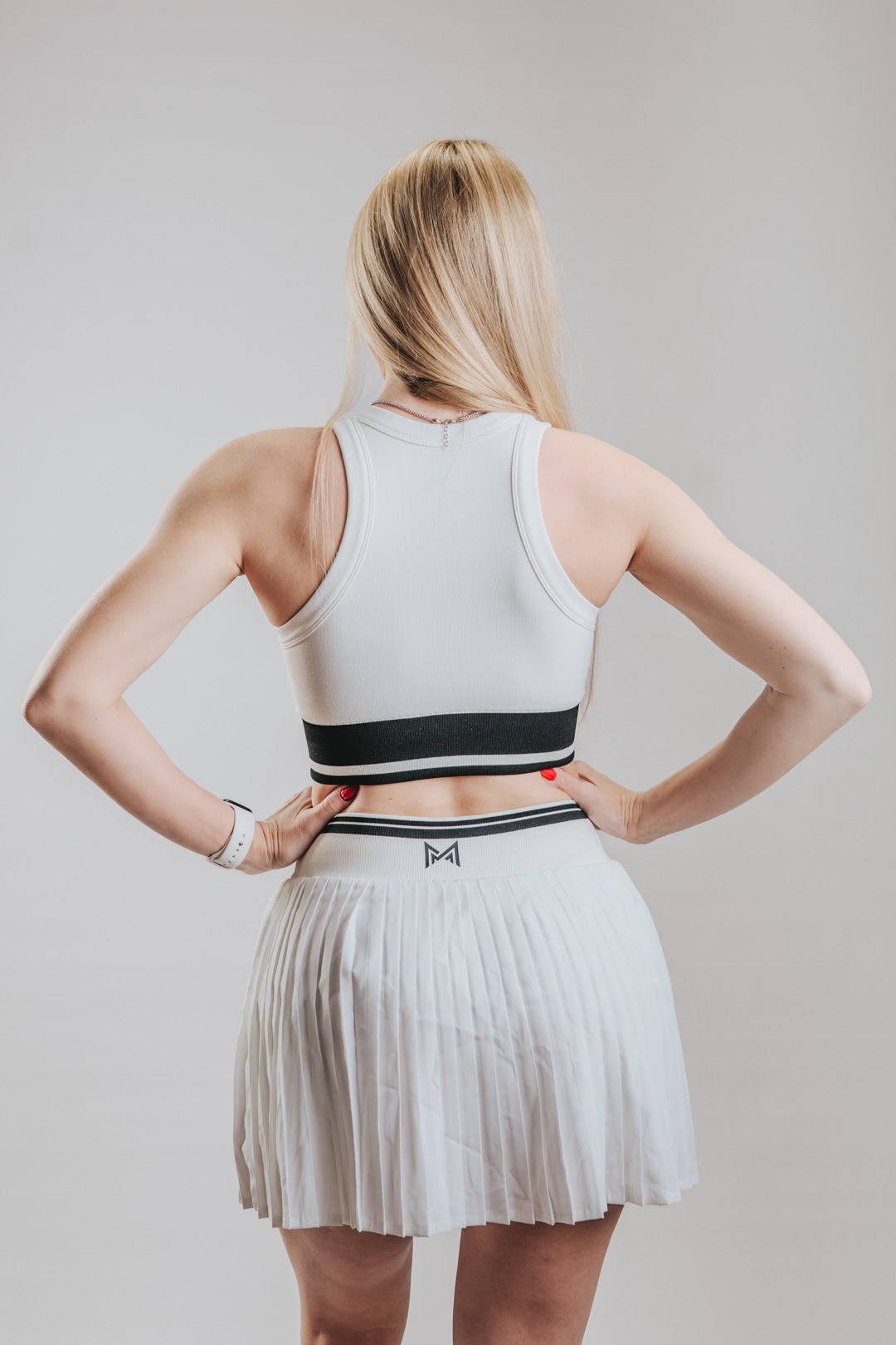 GAMES PERFORMANCE TOP - White