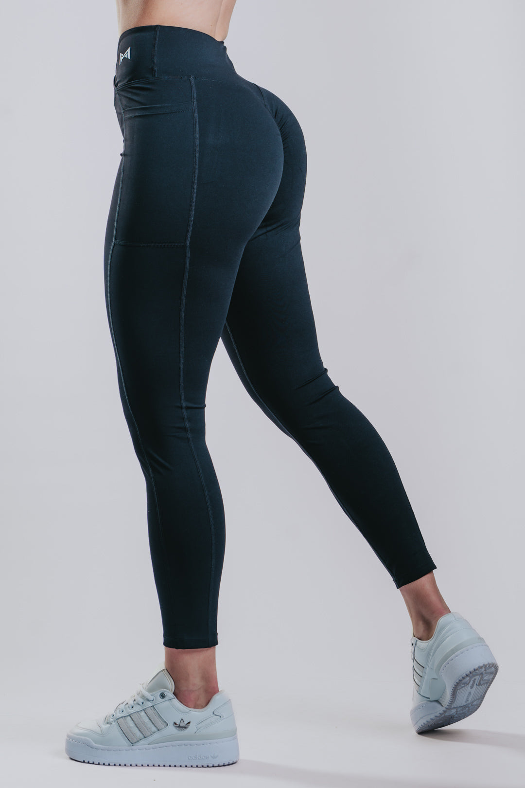 HIGH SUPPORT SPORT LEGGINGS - BLACK