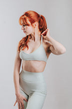 LUNA HALTER SPORT TOP - GREEN