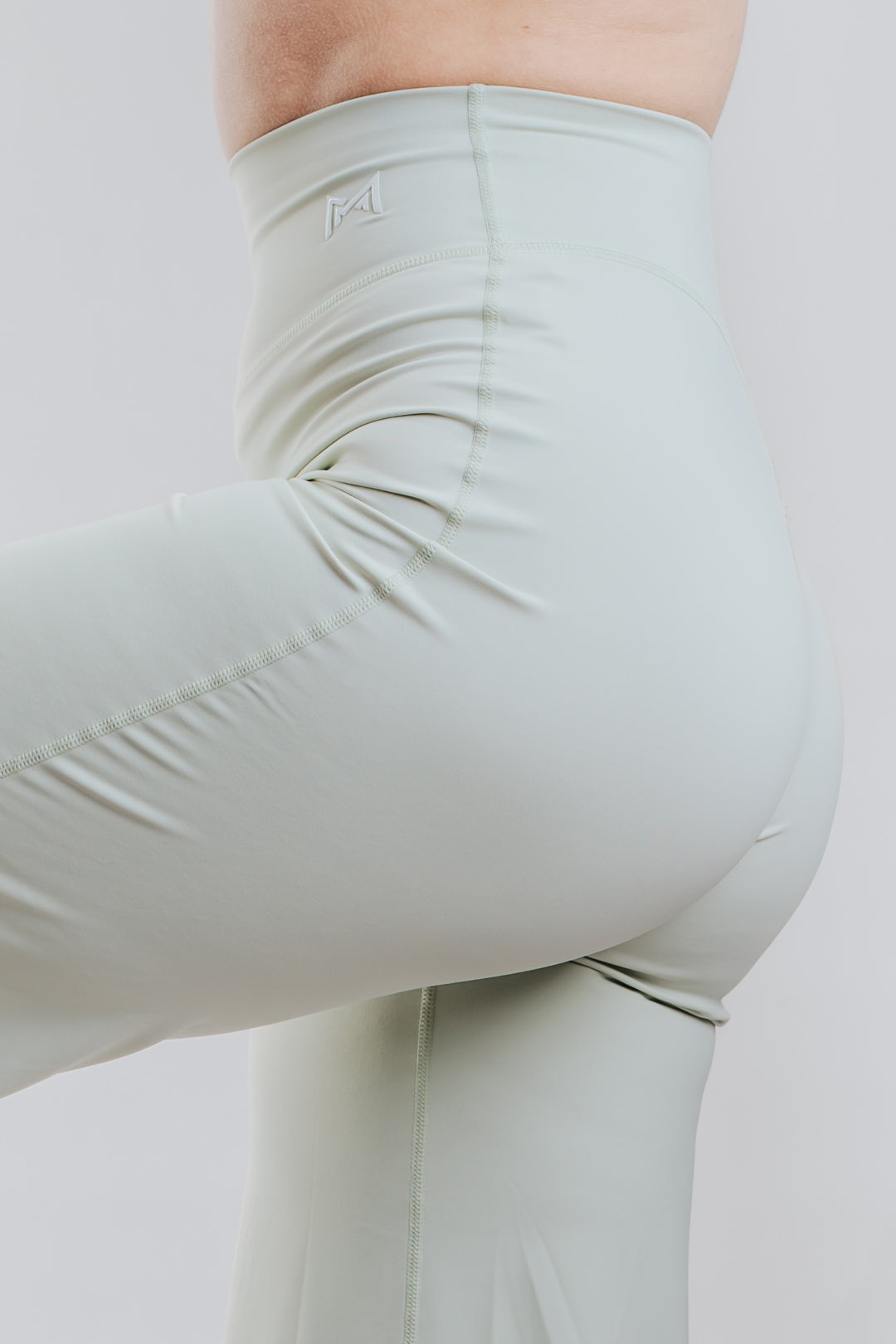 LUNA HALTER SPORT WIDE LEGGINGS - GREEN