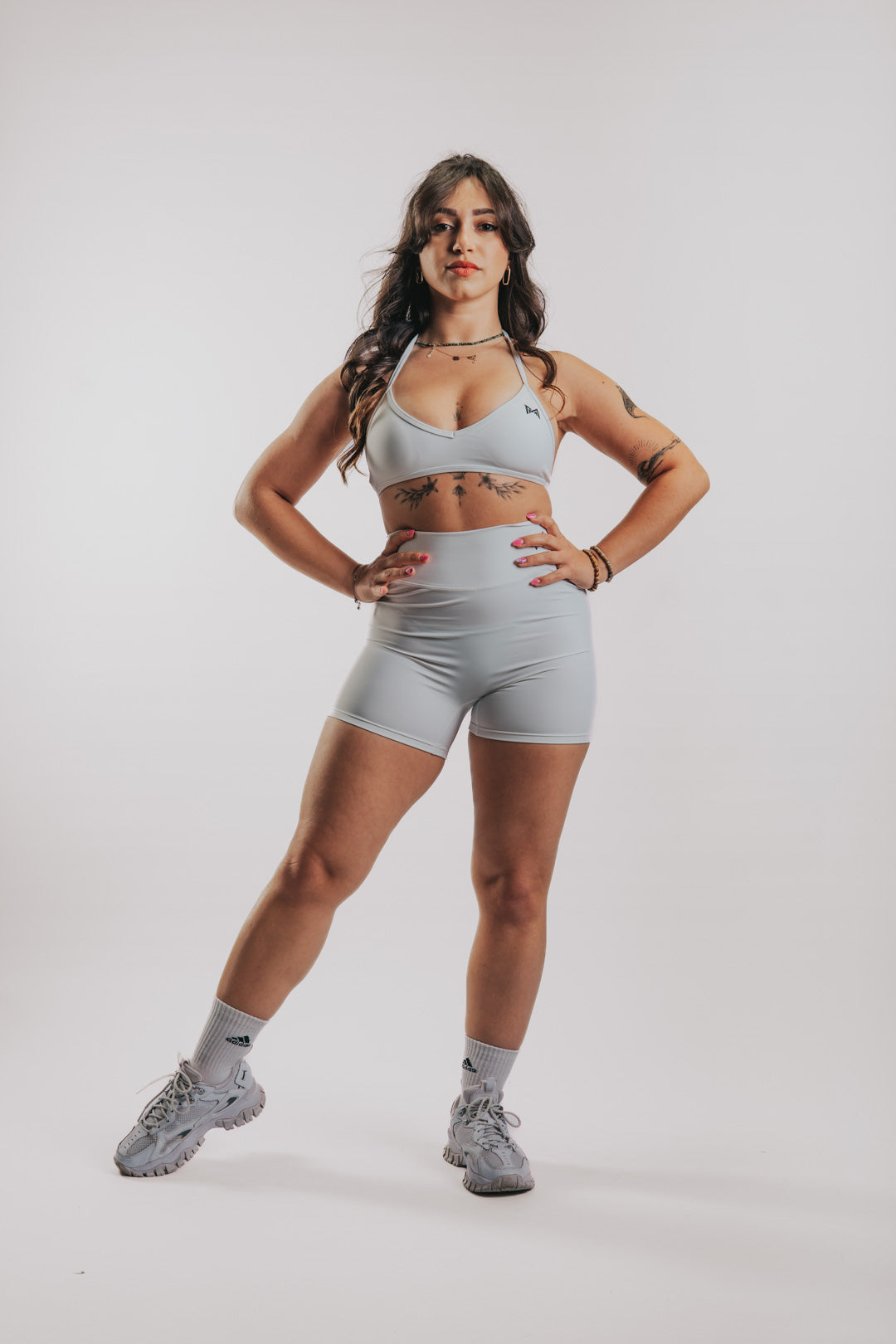 SUJETADOR HALTER ESCULPIDO