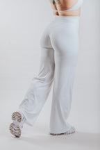 LUNA HALTER SPORT WIDE LEGGINGS - WHITE