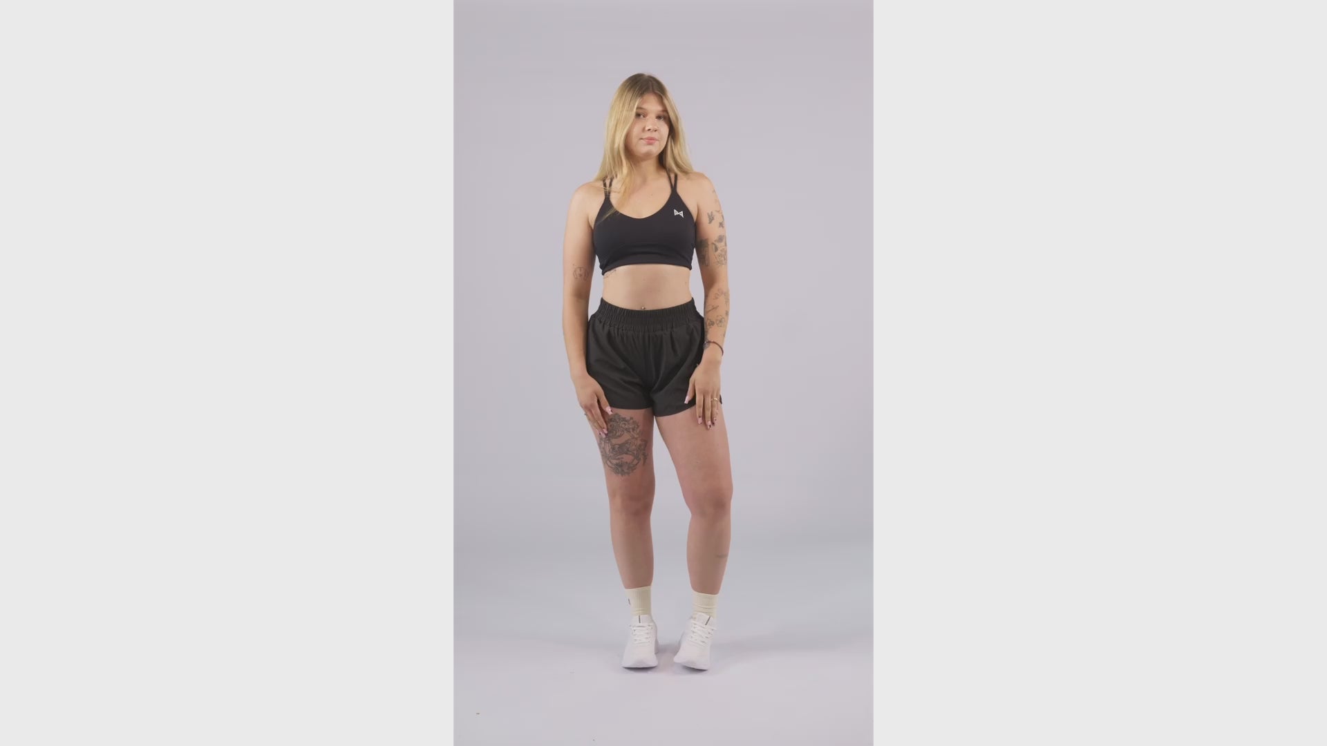 PACE RUNNER SHORTS - Black
